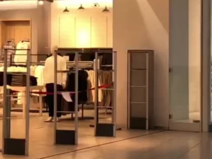 Один из магазинов H&M временно открылся в Челябинске