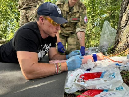 «Единая Россия» организовала поездку на курсы по тактической медицине на полигон