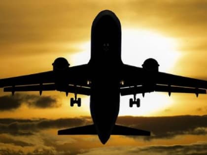 Самолет, летевший из Москвы в Челябинск, подал сигнал бедствия