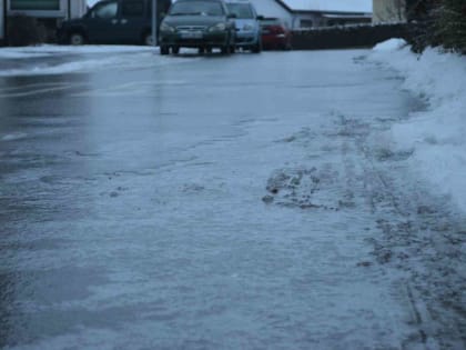 Внимание водителям! Снегопады и сильная гололедица ожидаются в Челябинской области