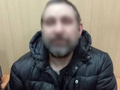 В Еманжелинске задержали мужчину, избившего стулом администратора сауны