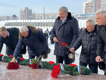 С Днем защитника Отечества!