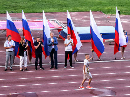 Открытие чемпионата по легкой атлетике и задержание смолинского маньяка стали главными событиями недели на Южном Урале