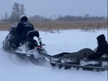 В Троицком районе спасали жизнь человеку