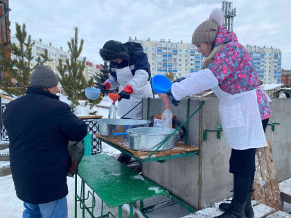 Волонтёры Копейска приняли участие в акции «Крещенская вода»
