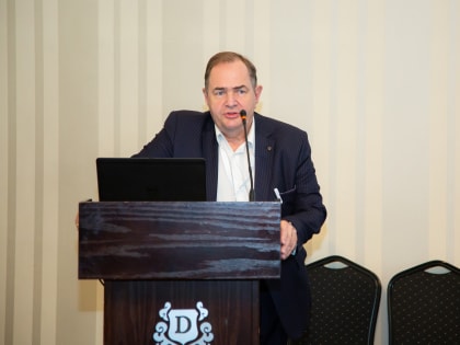 Совещание по использованию генного препарата «Неоваскулген» в Москве