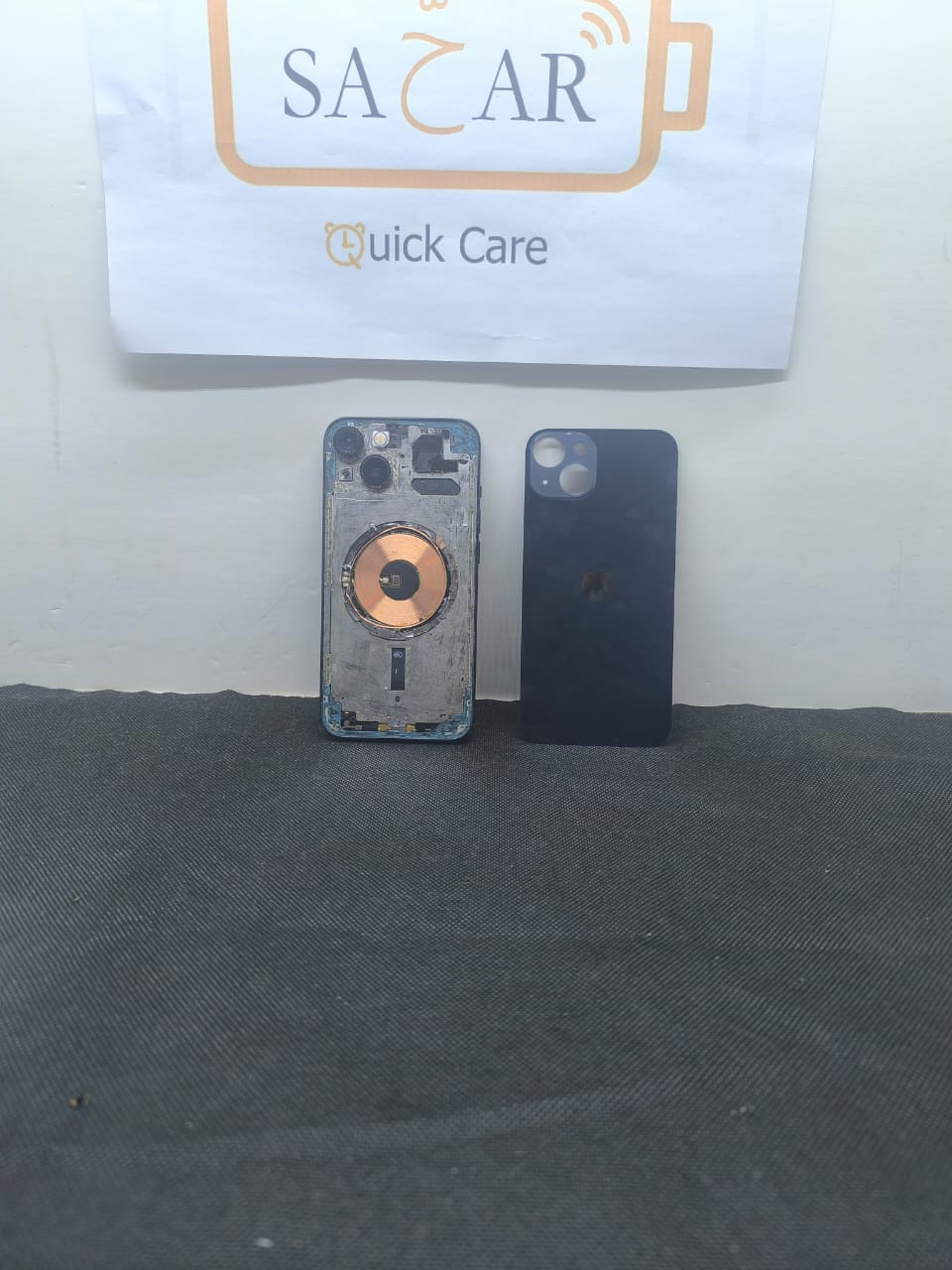 Apple Iphone 13 back glass replacement image 1