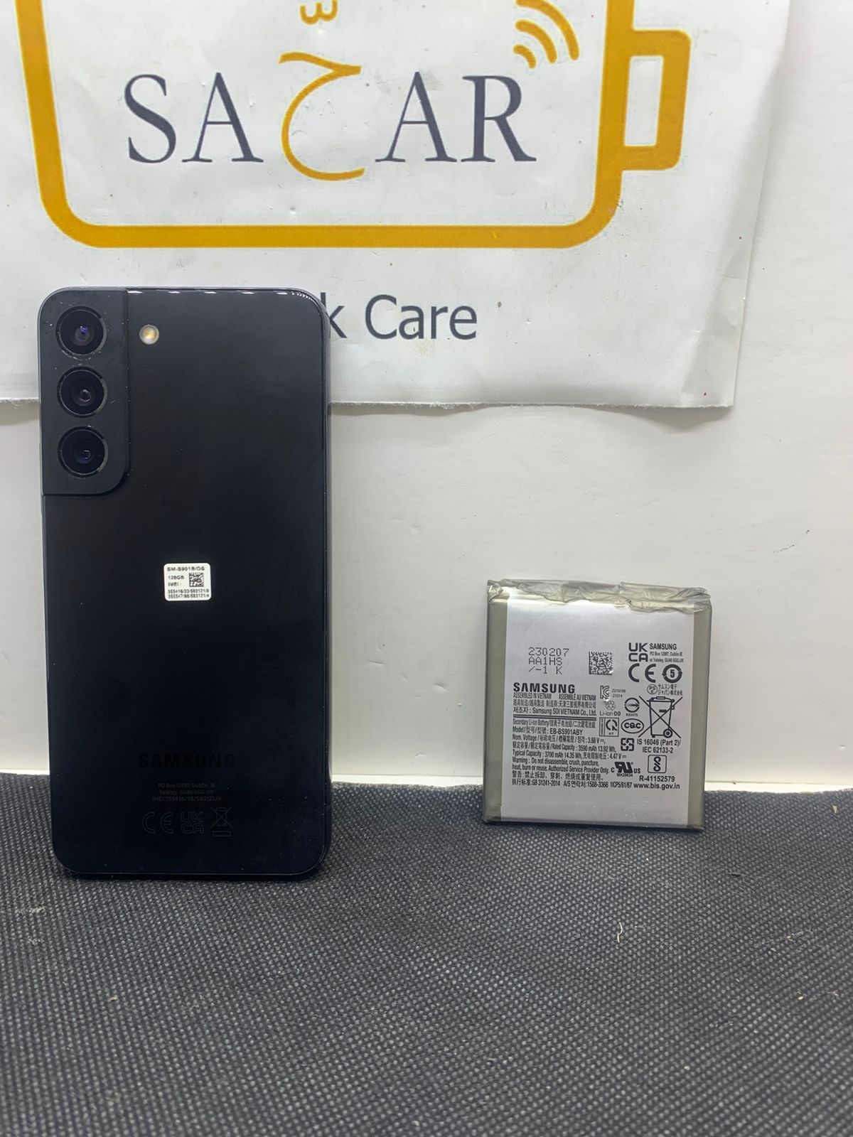 Samsung s22 battery replacement image 2