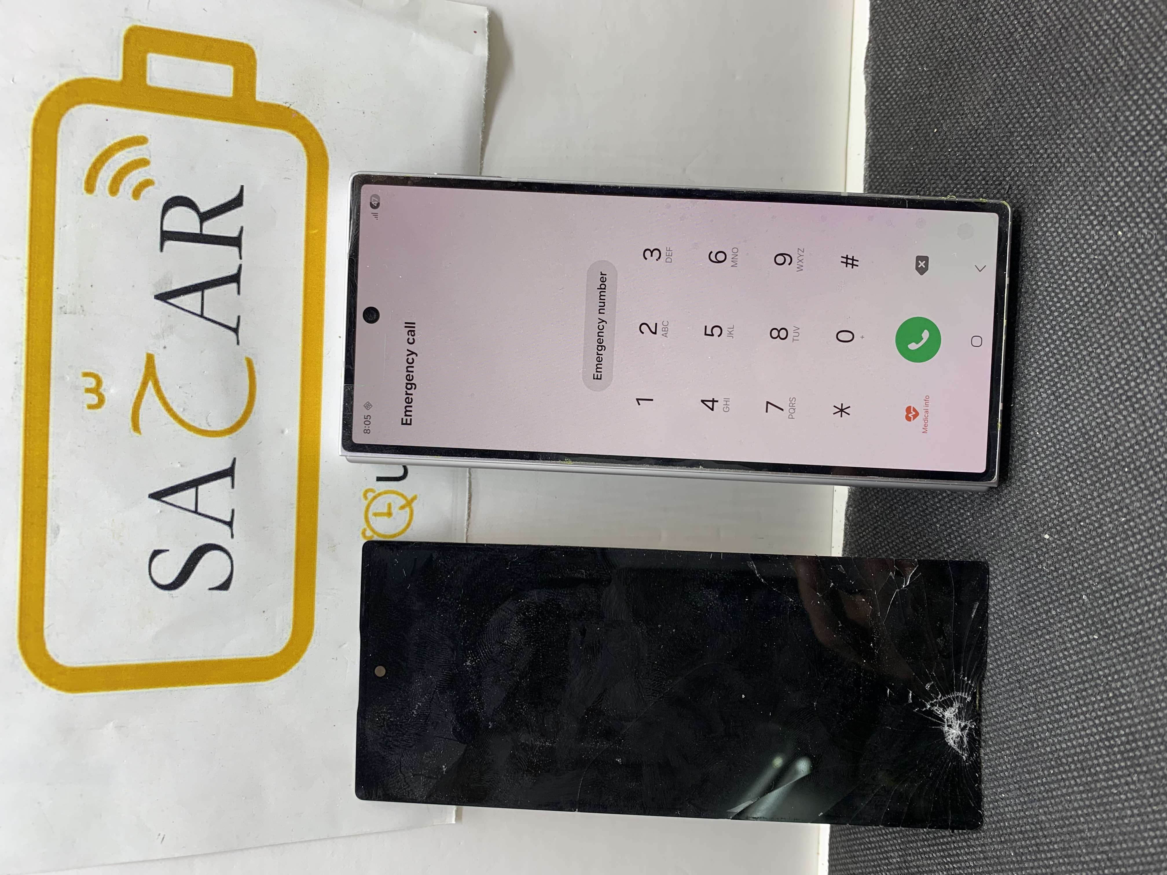 Samsung Galaxy Z Fold6 Screen Replacement image 3