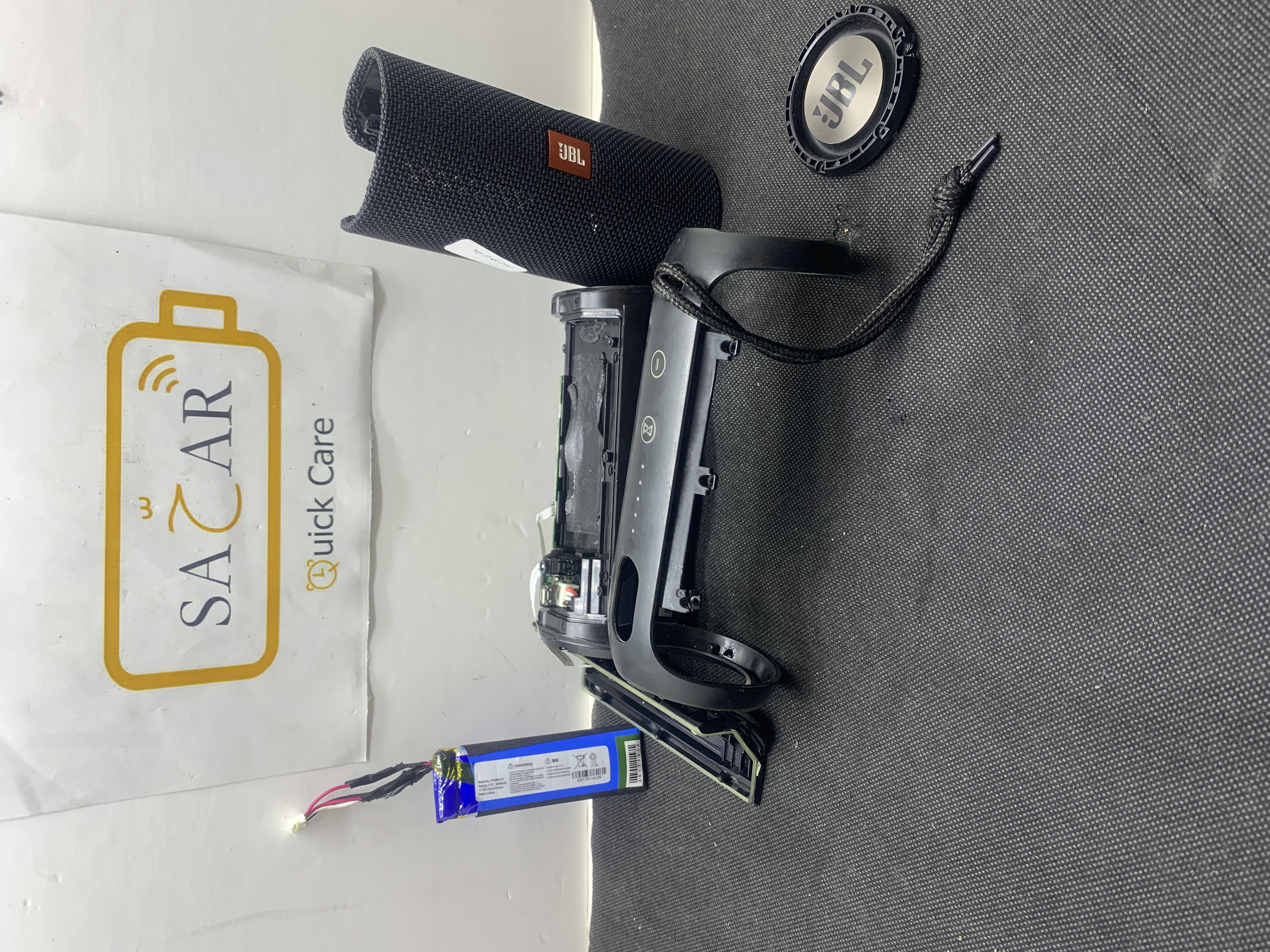 JBL Flip 3 Battery image 1