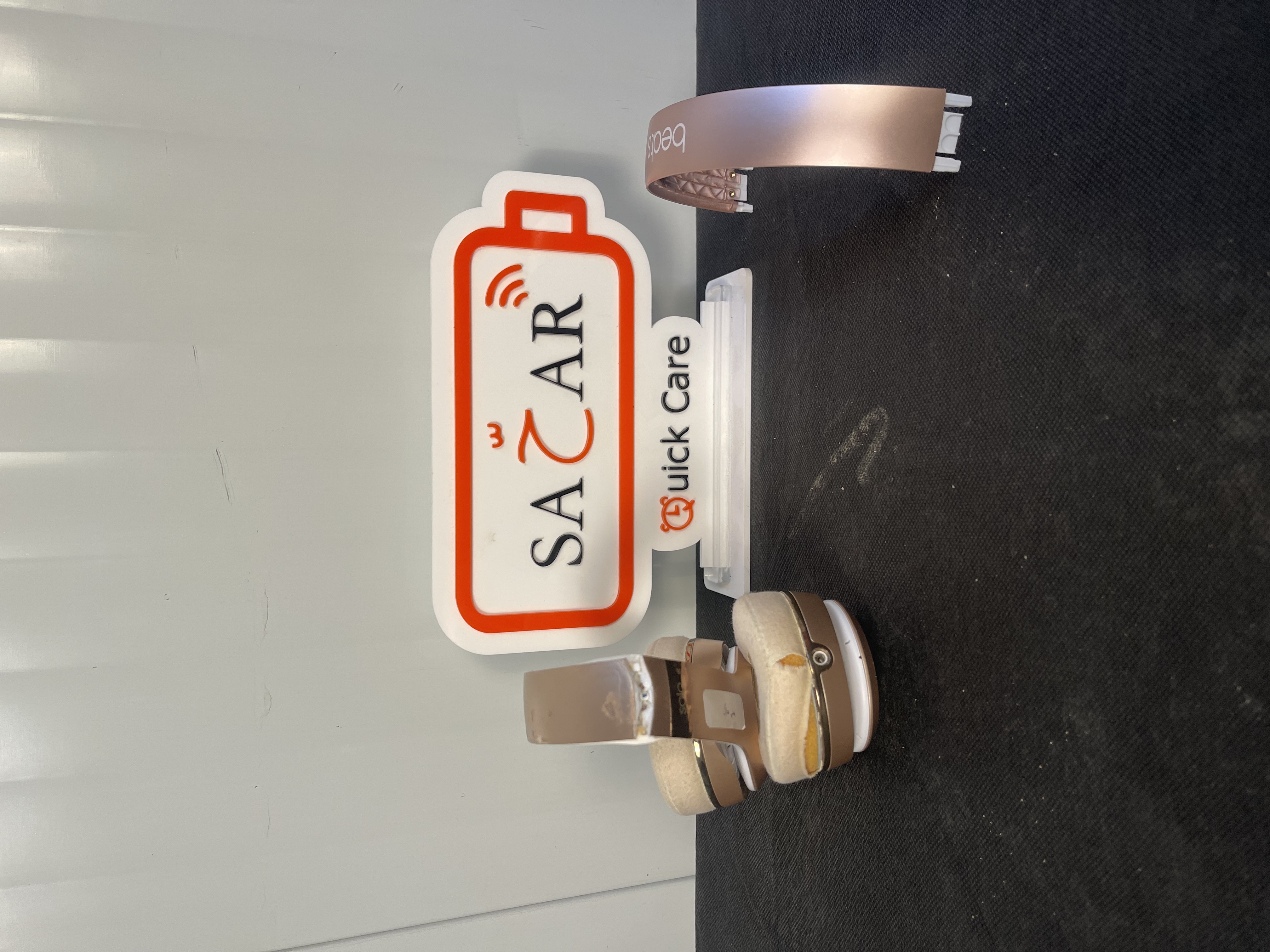 Beats Solo Broken Arm Repair image 1