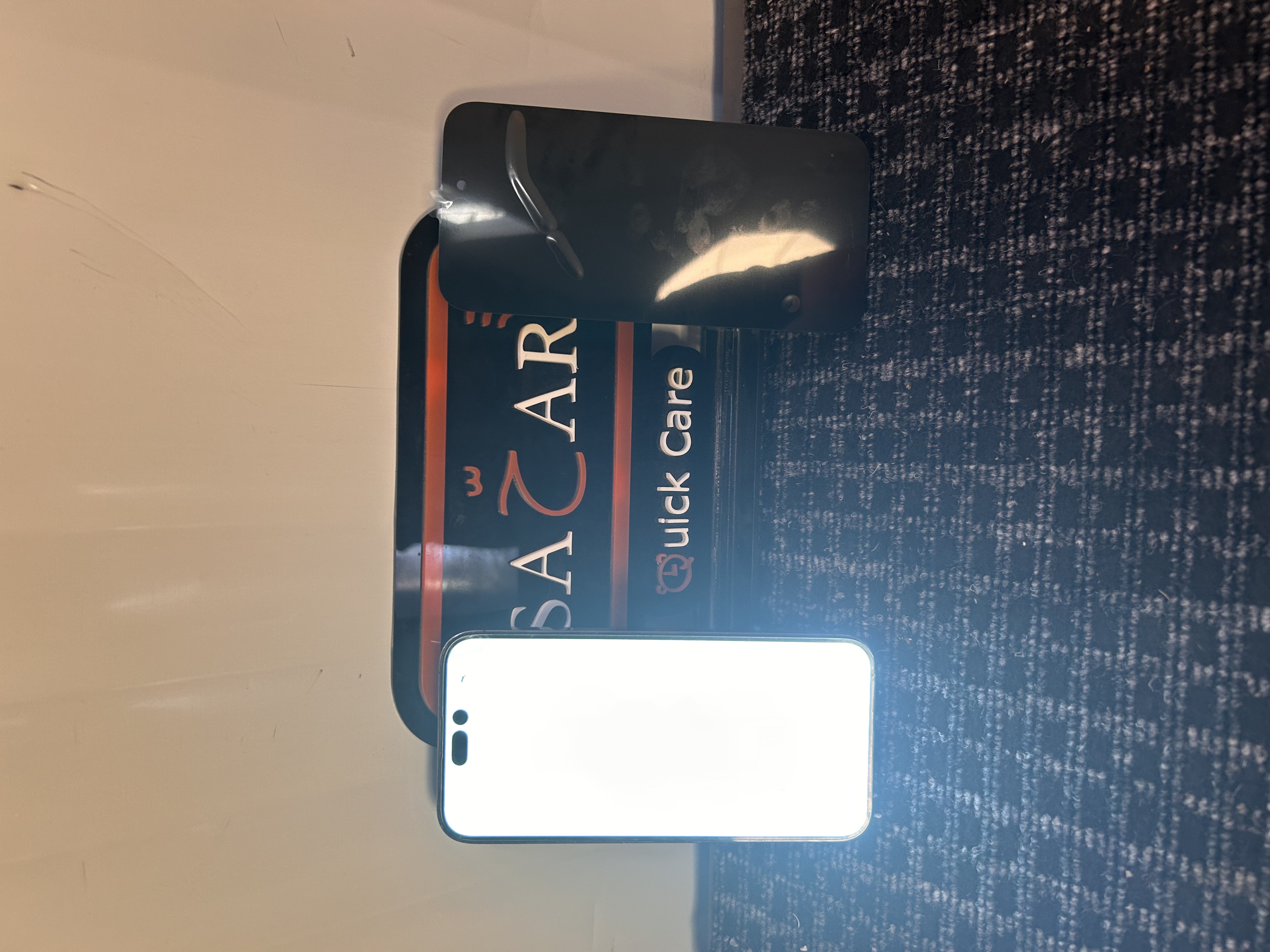 iPhone 14 Pro Max – Screen Replacement image 2
