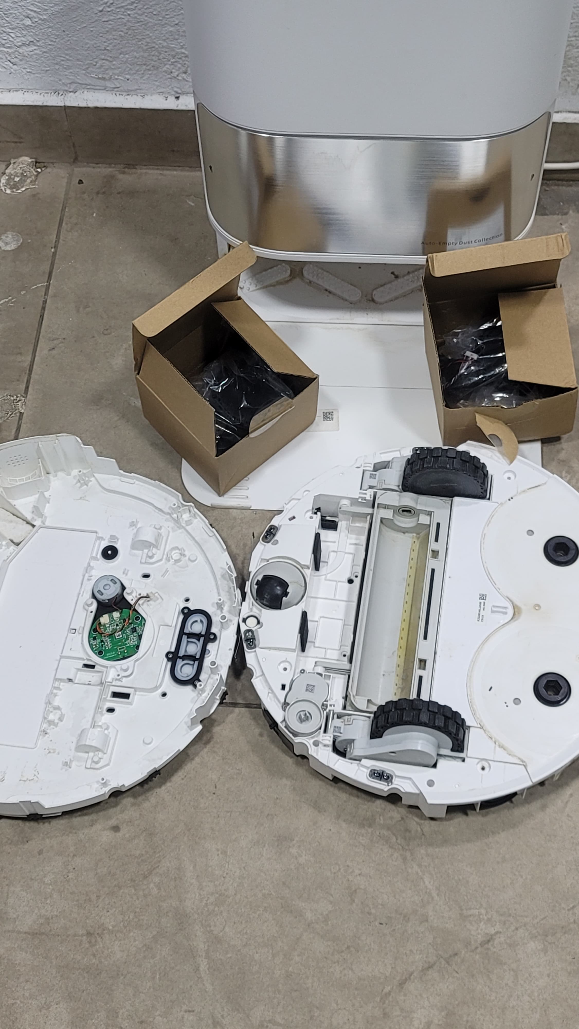 Dreame L10s Ultra Wheel Replacement | Wheel Module & Robot Vacuum Repair | Dreame L10s Ultra won’t move | Dreame robot vacuum wheel motor repair | Dreame robot vacuum not moving image 2