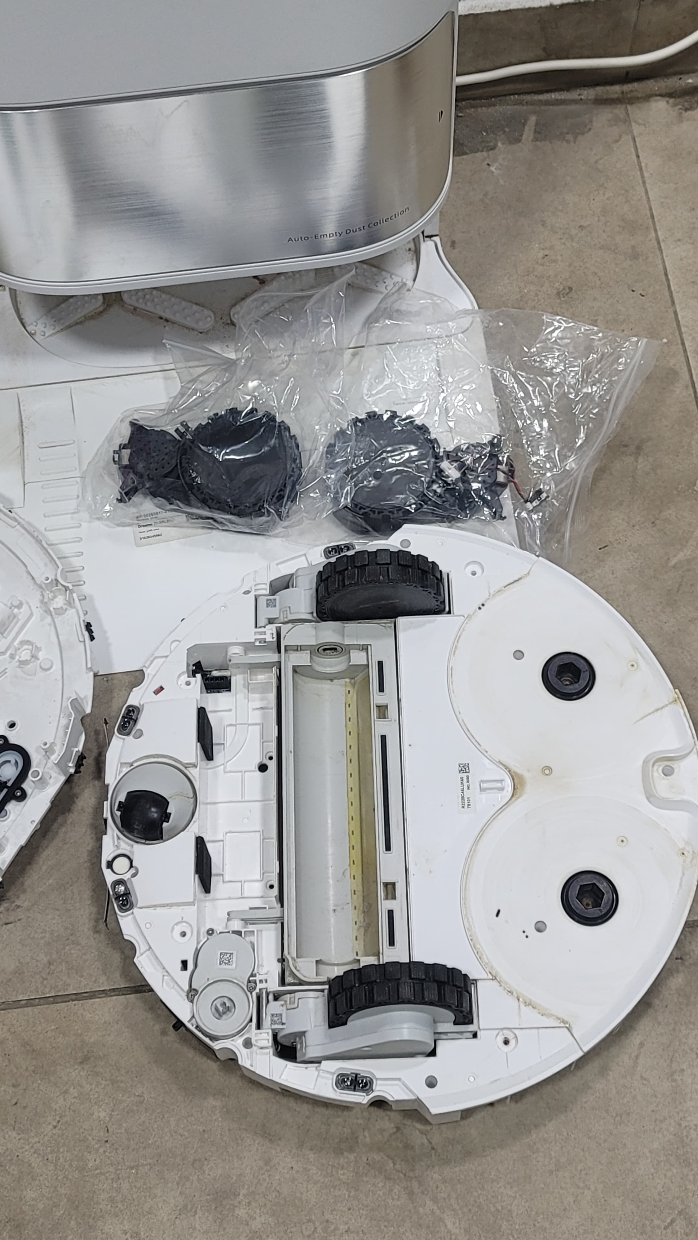 Dreame L10s Ultra Wheel Replacement | Wheel Module & Robot Vacuum Repair | Dreame L10s Ultra won’t move | Dreame robot vacuum wheel motor repair | Dreame robot vacuum not moving image 3