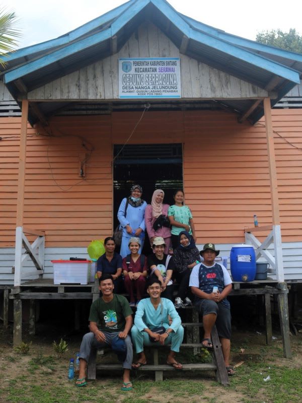 klinik-keliling-merawat-kesehatan-menyelamatkan-hutan.jpg