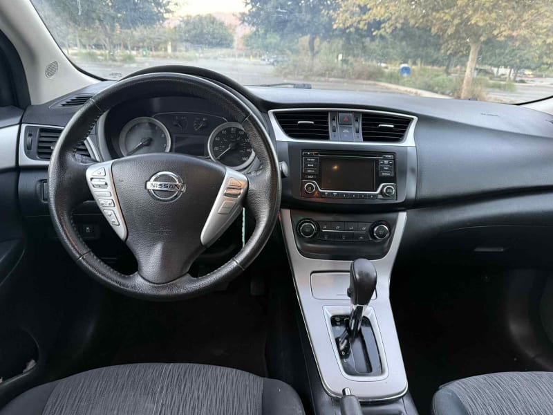 2015 NISSAN Sentra photo 13