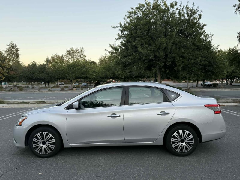 2015 NISSAN Sentra photo 8