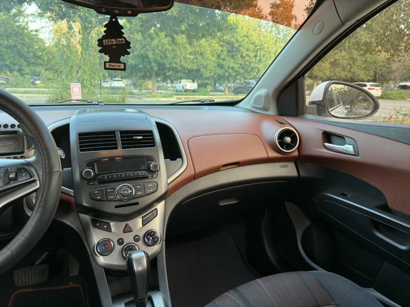 2013 CHEVROLET Sonic photo 14