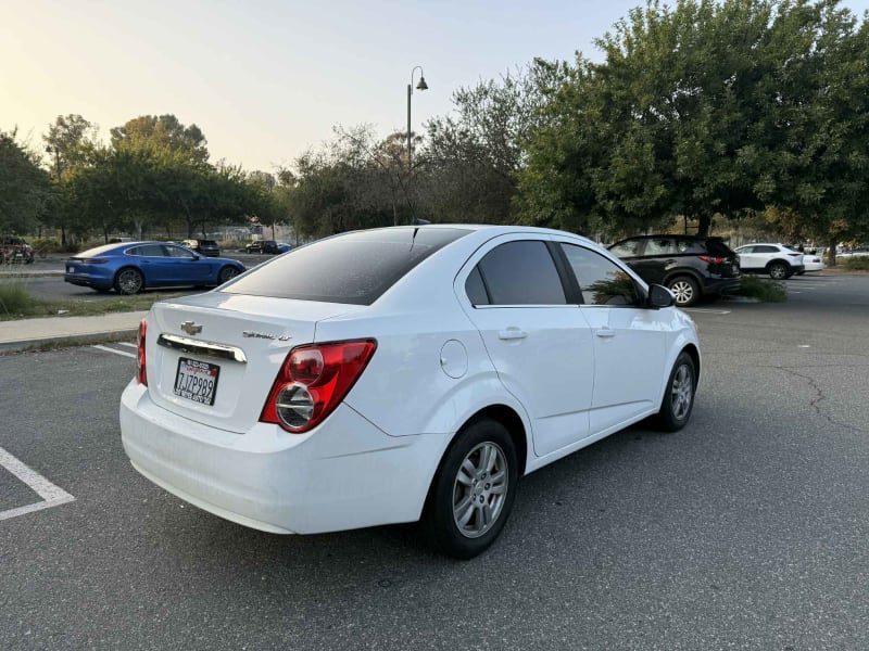 2013 CHEVROLET Sonic photo 5
