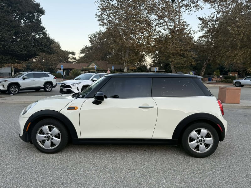 2014 MINI Hardtop photo 8
