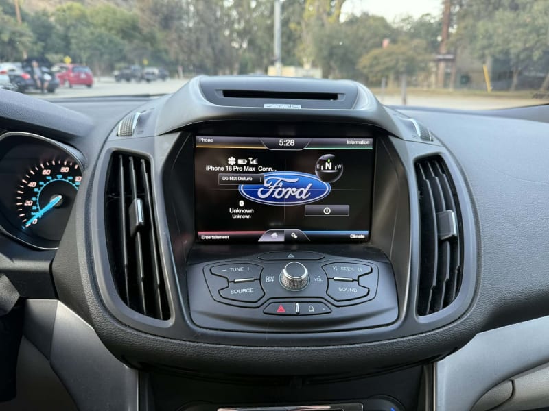 2013 FORD Escape photo 17