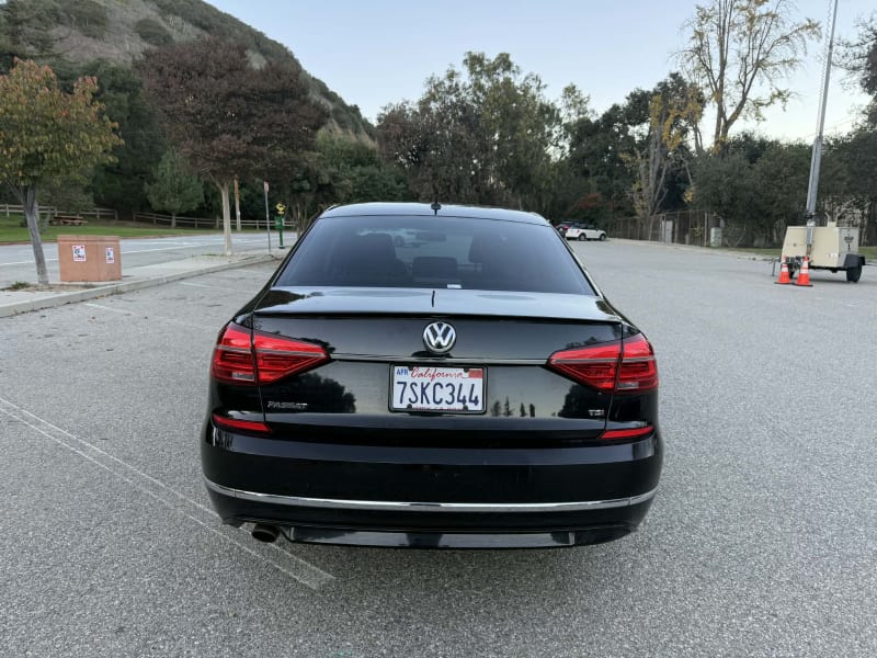 2016 VOLKSWAGEN Passat photo 6