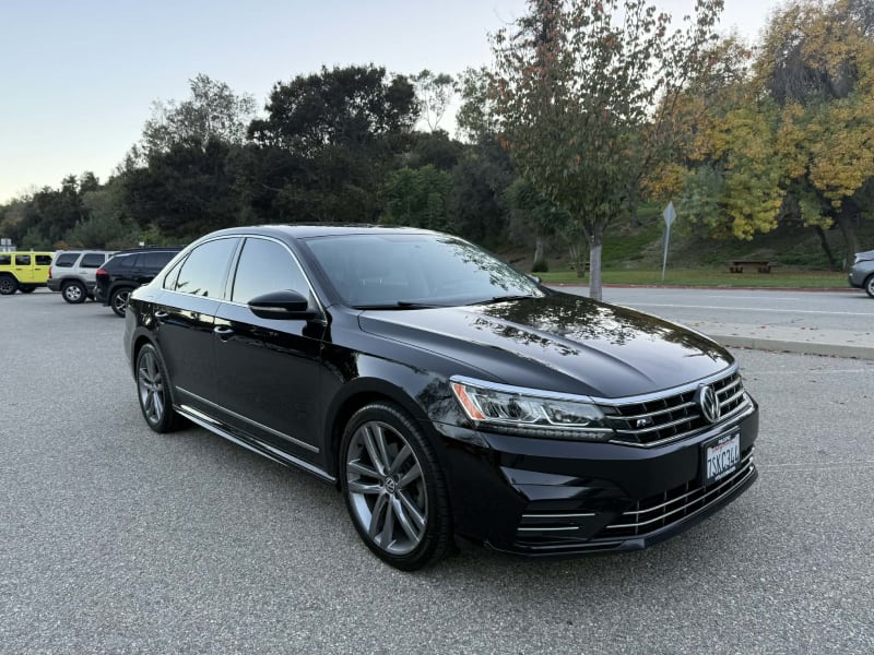 2016 VOLKSWAGEN Passat photo 3