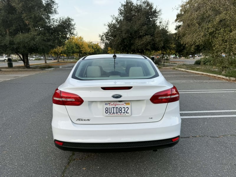 2015 FORD Focus photo 6