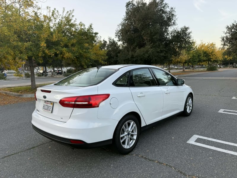 2015 FORD Focus photo 5