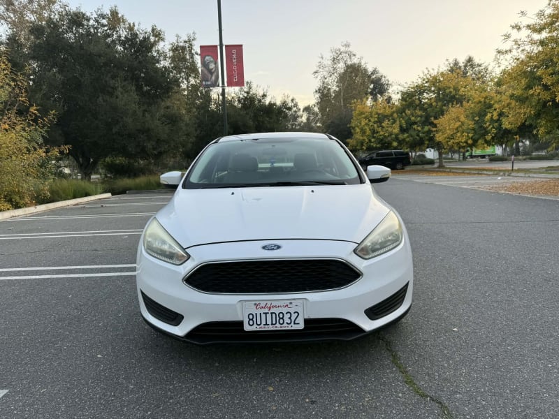 2015 FORD Focus photo 2