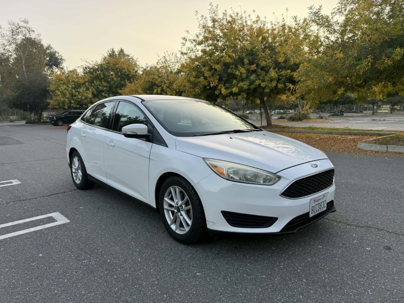 2015 FORD Focus photo 3