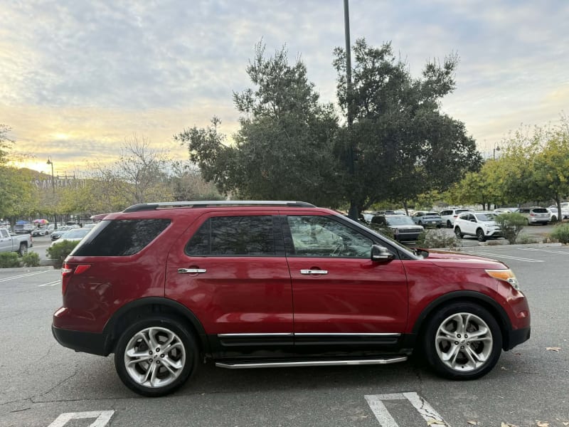 2014 FORD Explorer photo 4