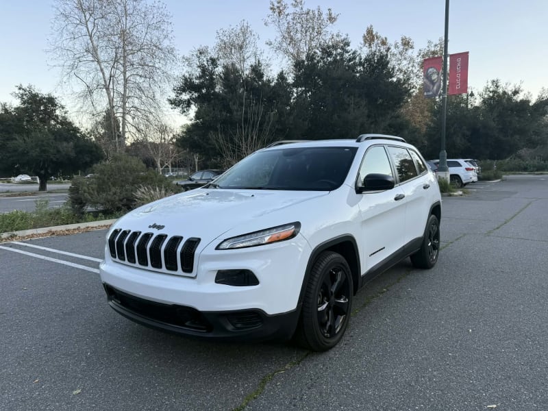 2017 JEEP Cherokee