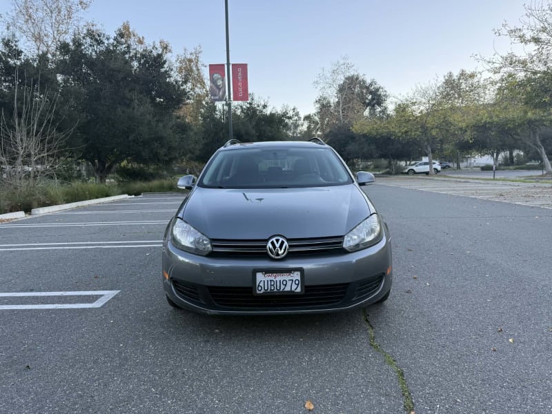 2012 VOLKSWAGEN Jetta SportWagen photo 2