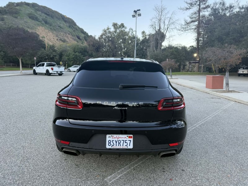 2017 PORSCHE Macan photo 6