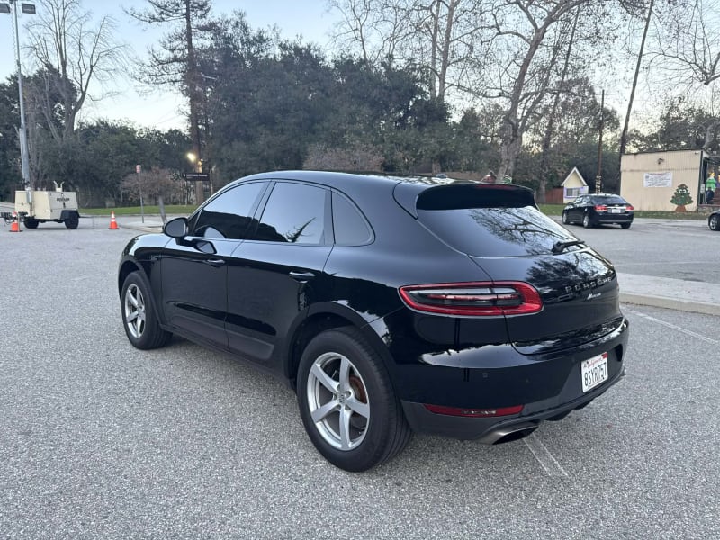 2017 PORSCHE Macan photo 7