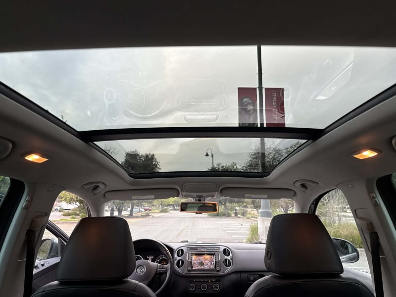2016 VOLKSWAGEN Tiguan photo 17