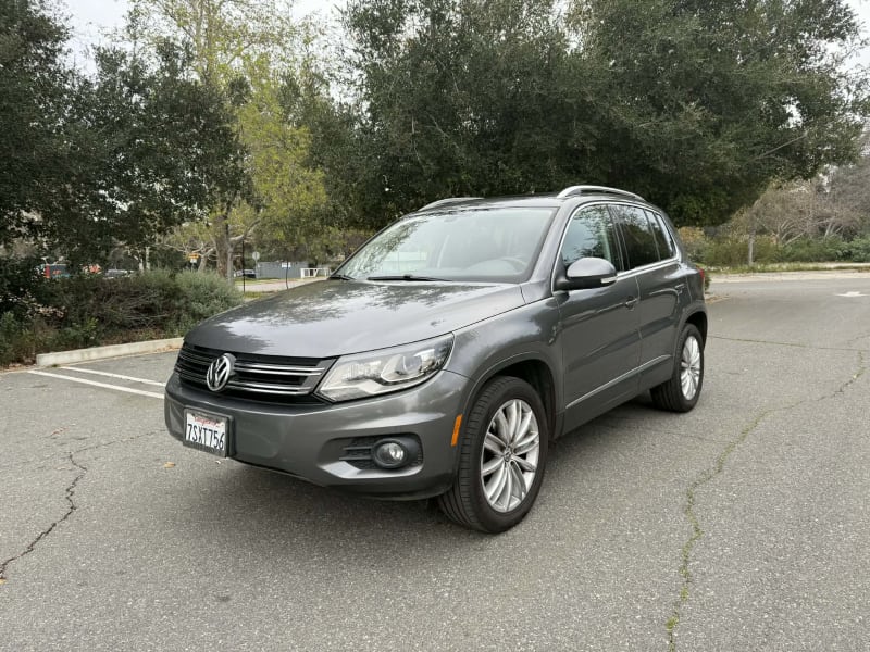2016 VOLKSWAGEN Tiguan
