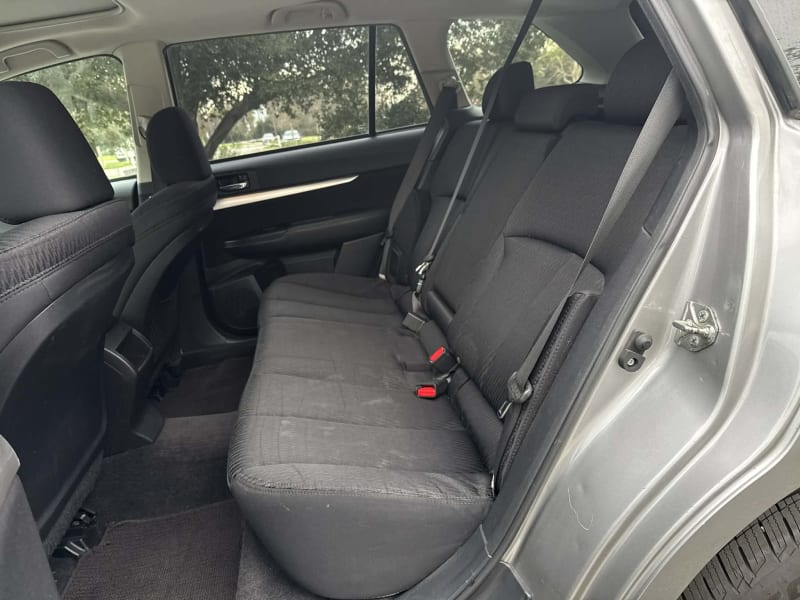 2010 SUBARU Outback photo 10