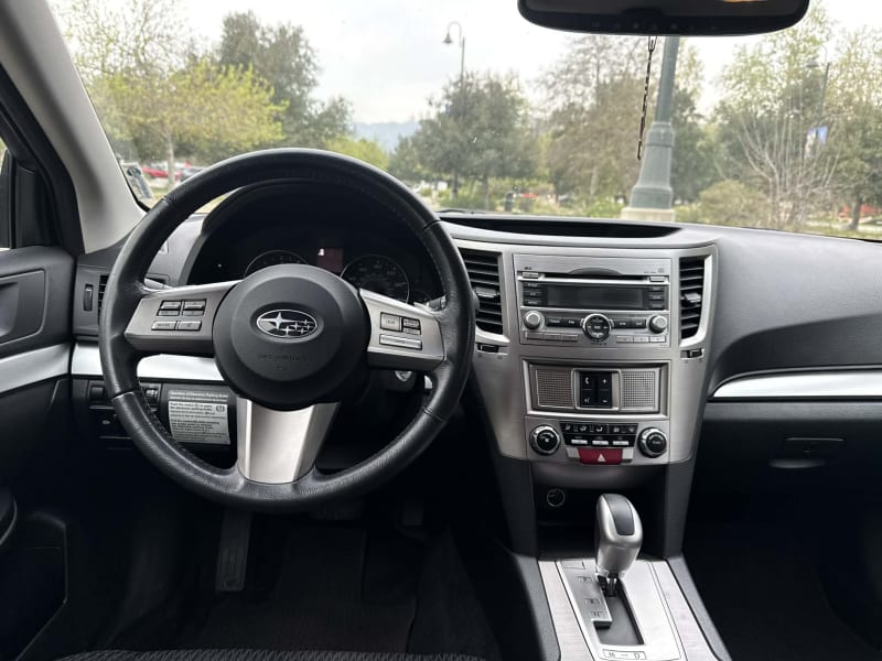 2010 SUBARU Outback photo 13