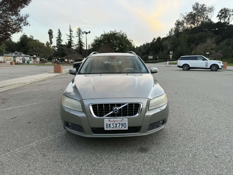 2008 VOLVO V70 photo 2