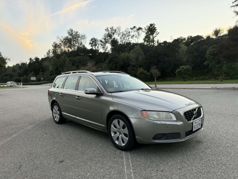 2008 VOLVO V70 photo 3