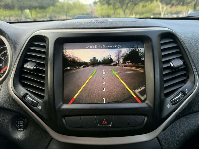 2015 JEEP Cherokee photo 16