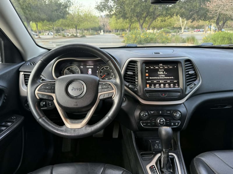 2015 JEEP Cherokee photo 13