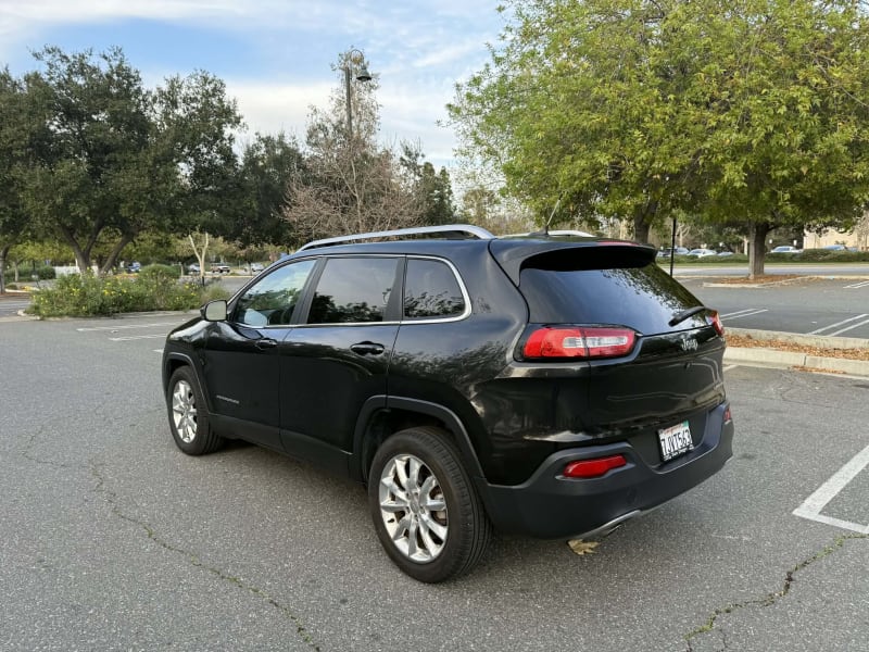 2015 JEEP Cherokee photo 7