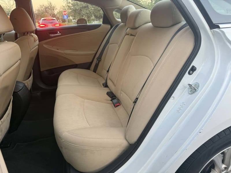 2011 HYUNDAI Sonata photo 10