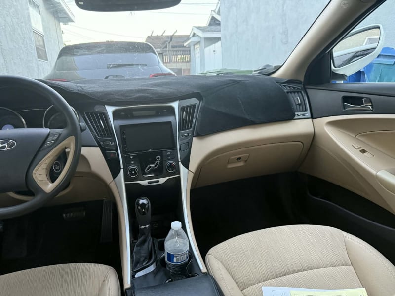 2011 HYUNDAI Sonata photo 14