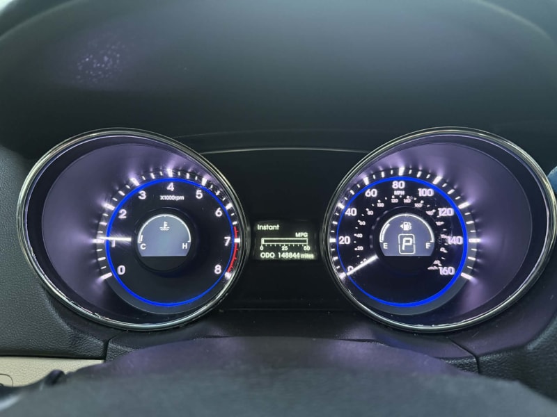2011 HYUNDAI Sonata photo 15