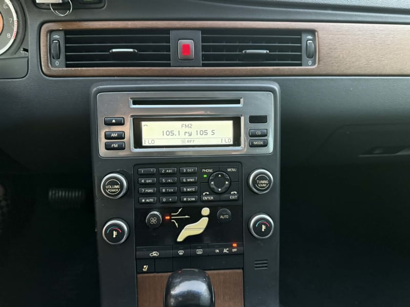 2009 VOLVO S80 photo 16