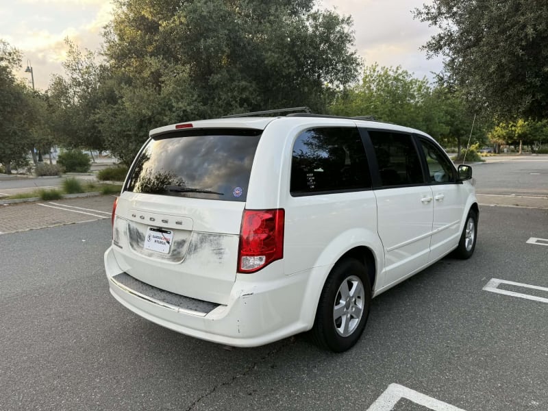2013 DODGE Grand Caravan photo 5